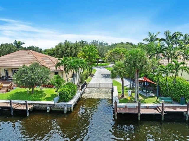 5 of 32 - 6100 Sw 20th St, Plantation, FL