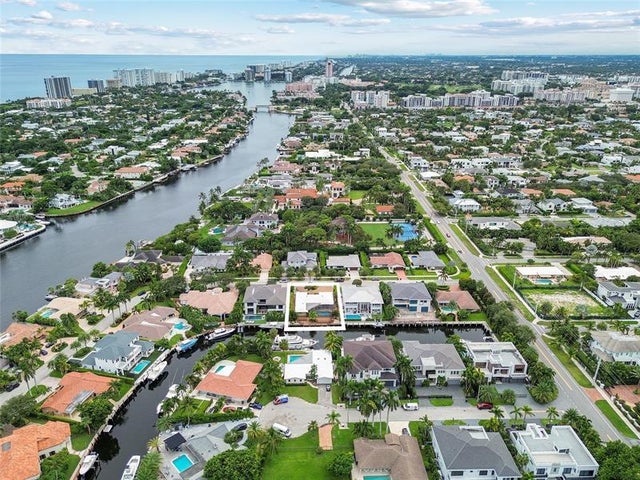 1 of 22 - 531 Silver Ln, Boca Raton, FL