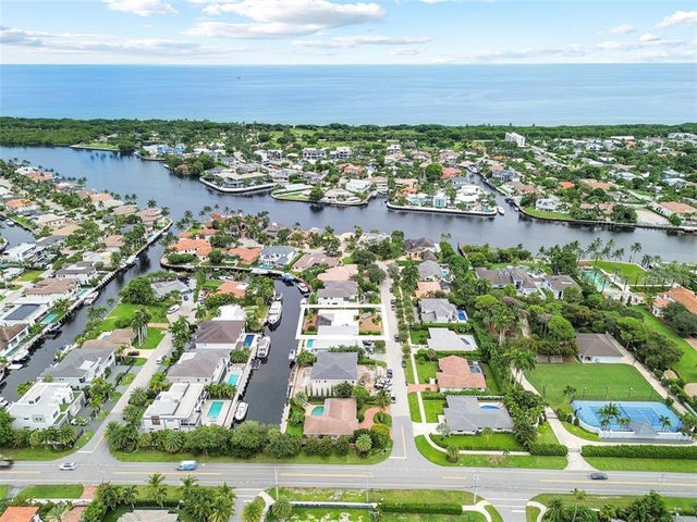 2 of 22 - 531 Silver Ln, Boca Raton, FL