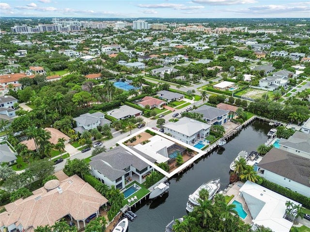 4 of 22 - 531 Silver Ln, Boca Raton, FL