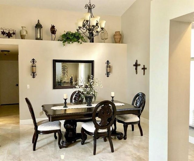 5 of 11 - 8975 Southern Orchard Rd, Davie, FL