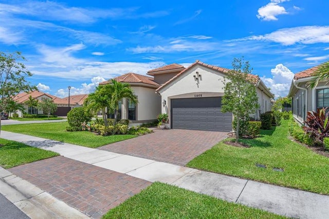 2 of 48 - 11975 Vivar Run, Parkland, FL