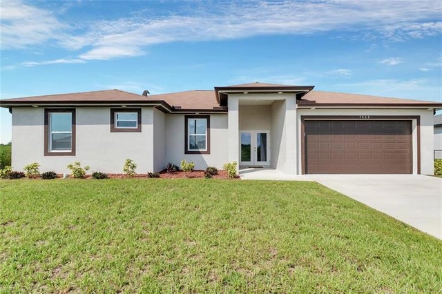2 of 6 - 7001 Lotus Ct, Labelle, FL