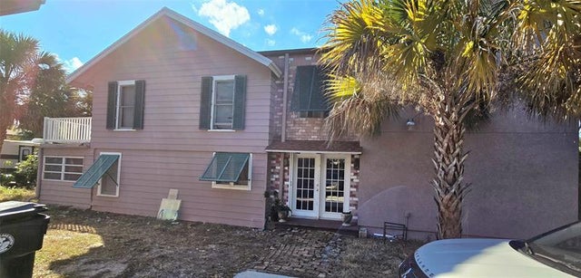 1 of 11 - 1243 17th Ave N, Lake Worth, FL
