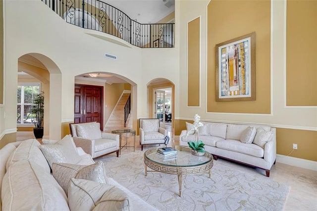 5 of 99 - 11001 Sw 75th Ct, Pinecrest, FL