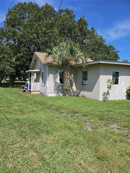 5 of 45 - 421 N 10th St, Fort Pierce, FL