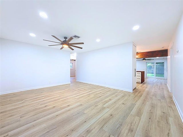 2 of 18 - 12 Sw 13th Ct, Deerfield Beach, FL