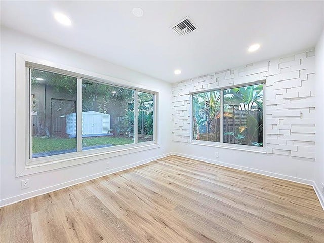 3 of 18 - 12 Sw 13th Ct, Deerfield Beach, FL