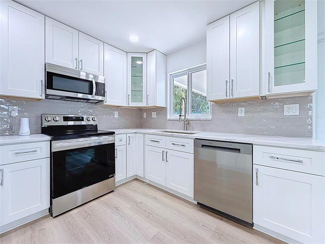 3 of 17 - 12 Sw 13th St, Deerfield Beach, FL