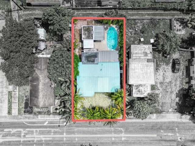 2 of 34 - 726 N A St, Lake Worth, FL