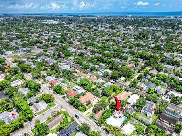 4 of 34 - 726 N A St, Lake Worth, FL