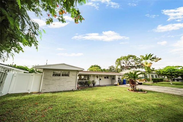 3 of 46 - 7000 Hope St, Hollywood, FL