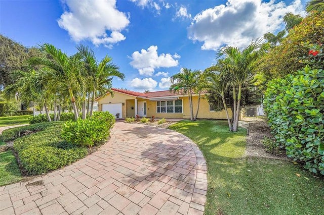 1 of 69 - 5550 Ne 26th Ave, Fort Lauderdale, FL