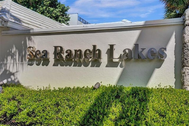 2 of 36 - 6 Tahoe Ln, Sea Ranch Lakes, FL