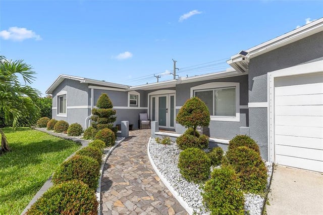 2 of 51 - 873 Nw 70th Way, Margate, FL