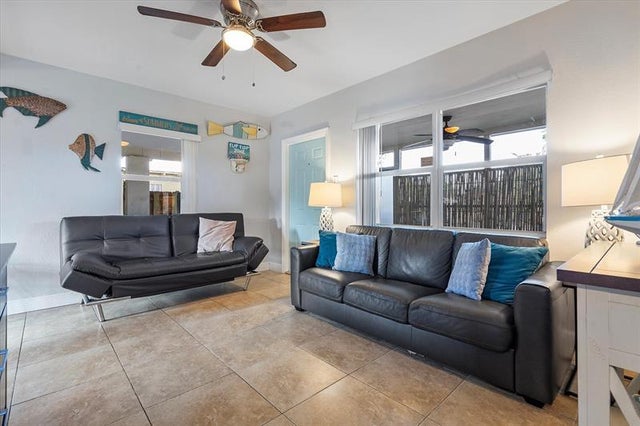 3 of 23 - 1417 N Andrews Ave, Fort Lauderdale, FL