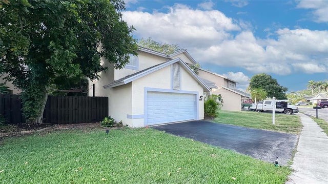 1 of 23 - 3256 Nw 123rd Ter, Sunrise, FL