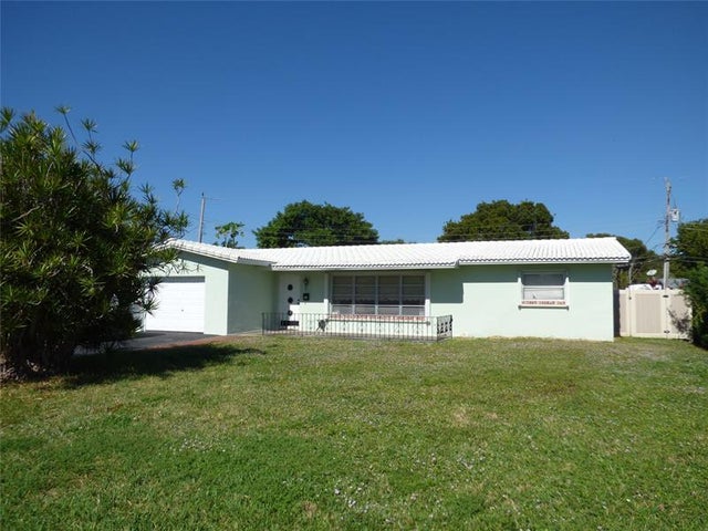 4 of 62 - 21 Se 7th St, Pompano Beach, FL