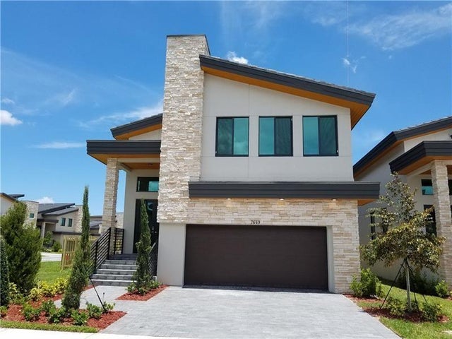 1 of 28 - 7669 Nw 103rd Pl, Doral, FL
