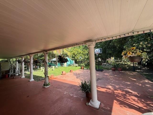 3 of 13 - 641 Ne 140th St, North Miami, FL
