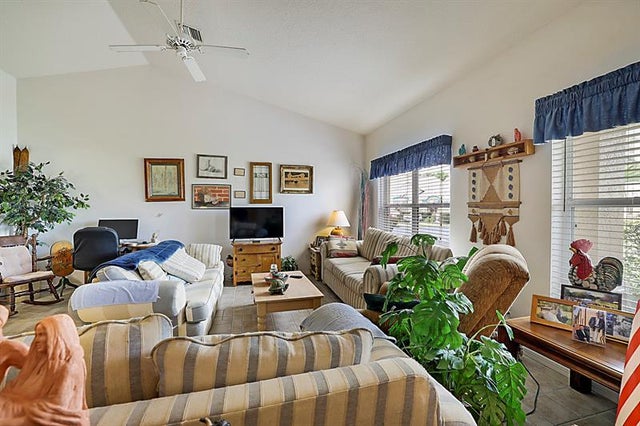 5 of 28 - 349 Nw Tuscany Way, Port St. Lucie, FL