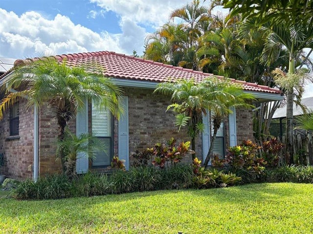 2 of 27 - 4111 Nw 70th Way, Coral Springs, FL