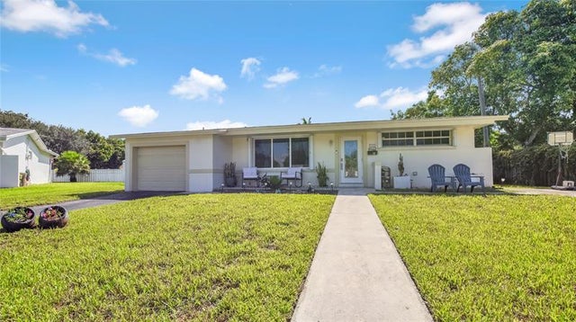 2 of 24 - 2250 Nw 79th Ave, Sunrise, FL