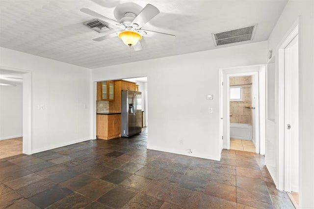 5 of 25 - 411 Ne 45th St, Oakland Park, FL