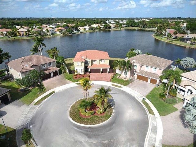 4 of 48 - 380 Sw 167th Ave, Pembroke Pines, FL