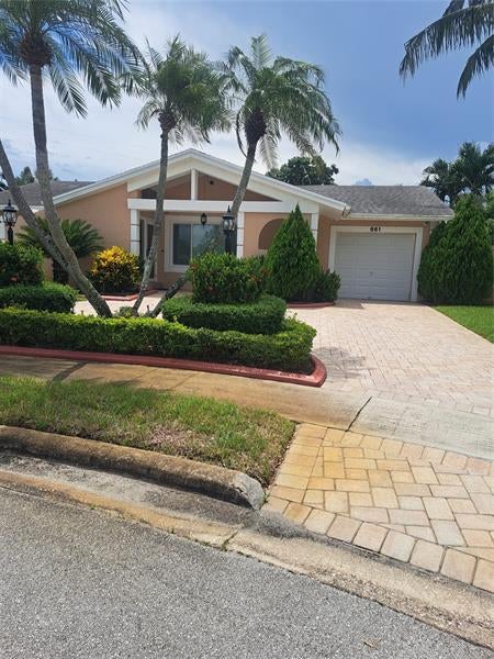 2 of 6 - 861 Sw 55th Way, Margate, FL