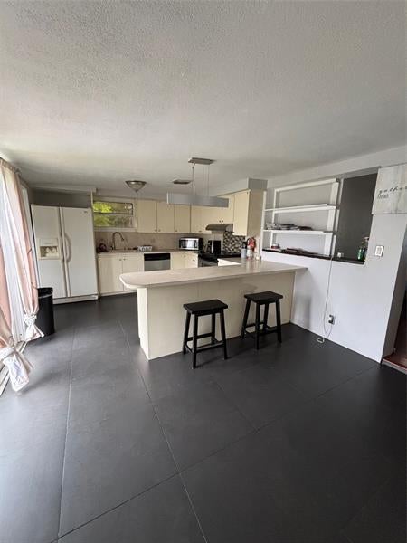 5 of 17 - 1137 Nw 16th Ct, Fort Lauderdale, FL