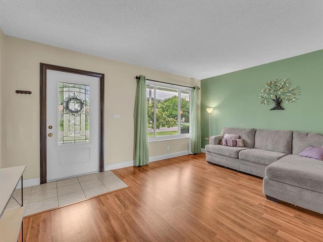 3 of 25 - 4623 Nw 46th St, Tamarac, FL
