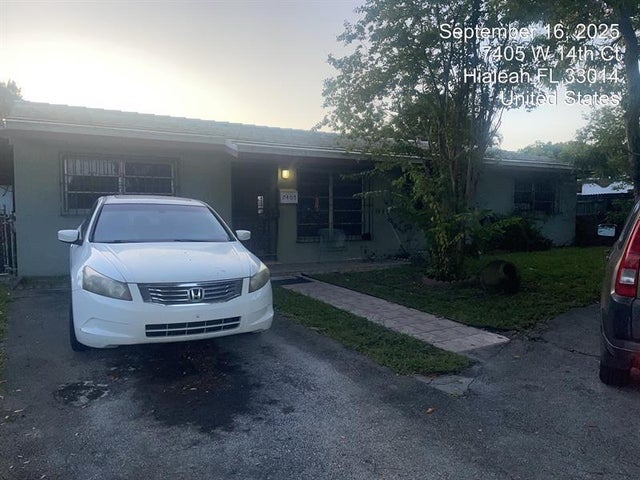 4 of 6 - 7405 W 14th Ct, Hialeah, FL