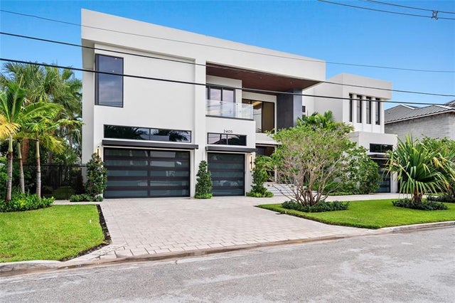 4 of 63 - 2405 Castilla Isle, Fort Lauderdale, FL