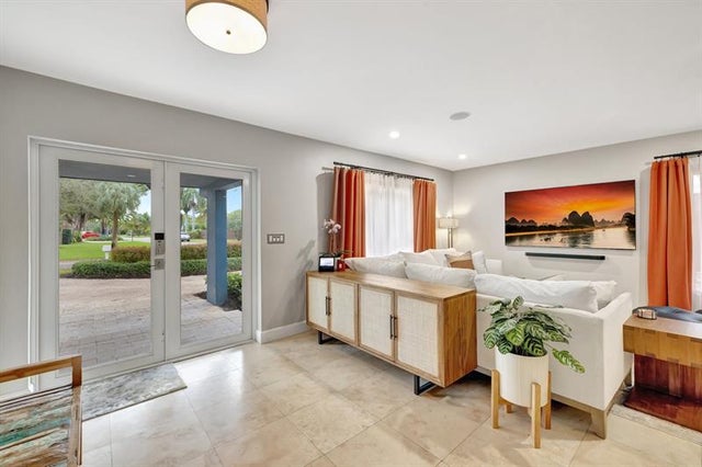 3 of 83 - 201 Ne 28th Ct, Wilton Manors, FL