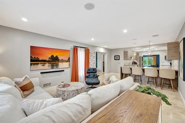 4 of 83 - 201 Ne 28th Ct, Wilton Manors, FL