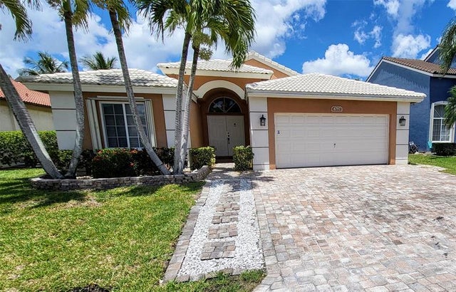 1 of 59 - 4797 Nw 7th Pl, Deerfield Beach, FL