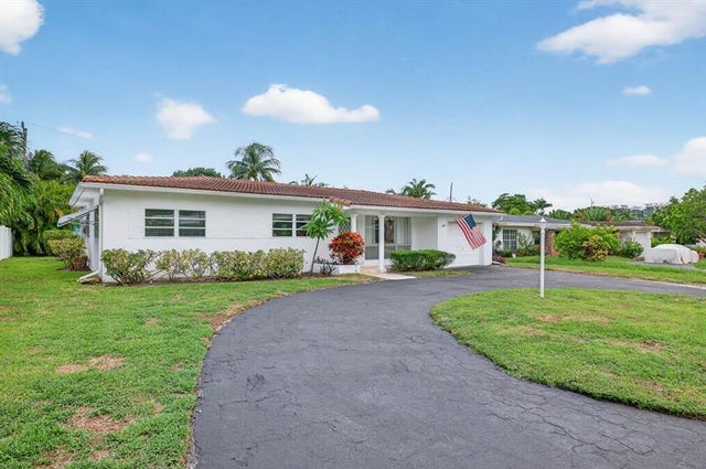 2 of 75 - 2048 Coco Palm Pl, Lauderdale By The Sea, FL
