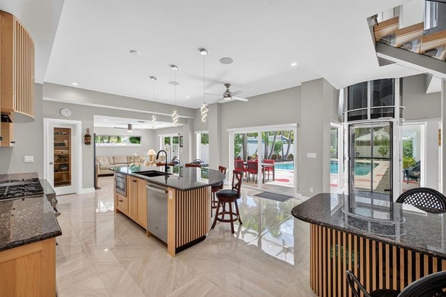 4 of 87 - 2024 Harbourview Drive, Fort Lauderdale, FL
