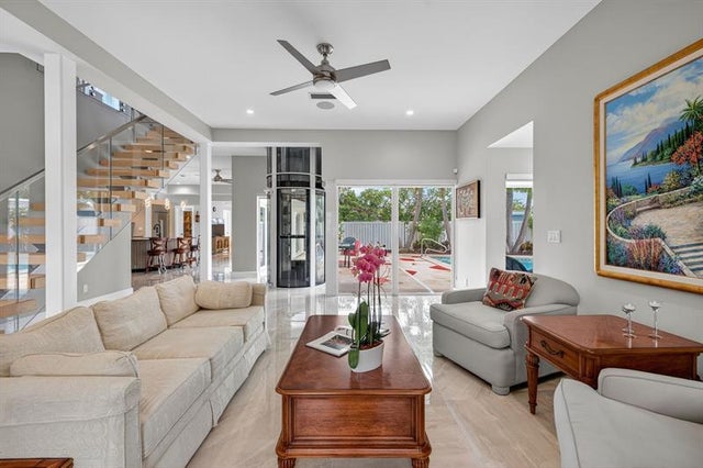 5 of 98 - 2024 Harbourview Drive, Fort Lauderdale, FL