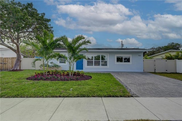 1 of 35 - 910 Ne 23rd Pl, Pompano Beach, FL