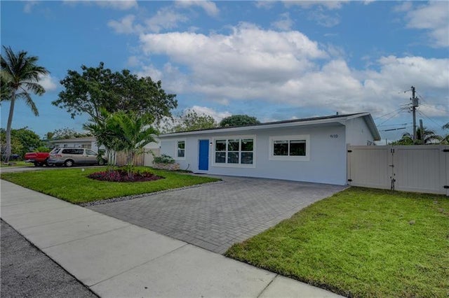 3 of 35 - 910 Ne 23rd Pl, Pompano Beach, FL