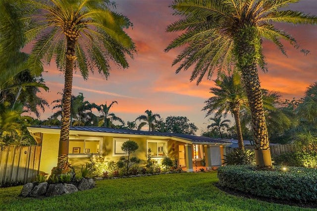 2 of 55 - 1424 Ne 27th Street, Wilton Manors, FL