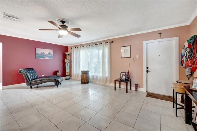 4 of 39 - 8010 Nw 103rd Ave, Tamarac, FL