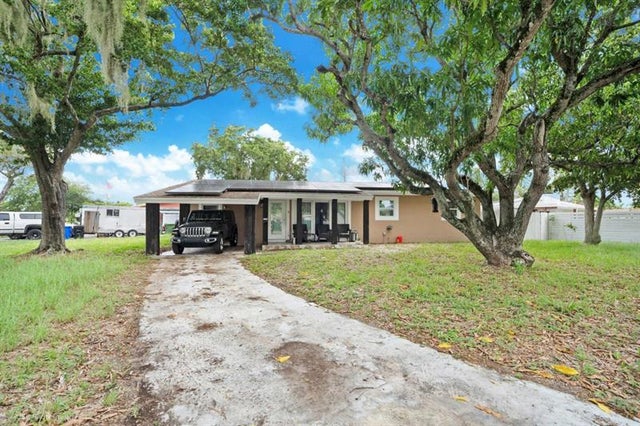2 of 22 - 1880 Sw 37th Way, Fort Lauderdale, FL