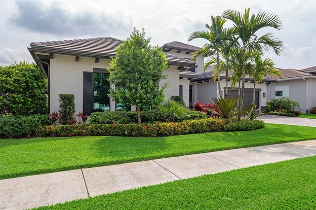 2 of 40 - 9228 Coral Isles Cir, Palm Beach Gardens, FL