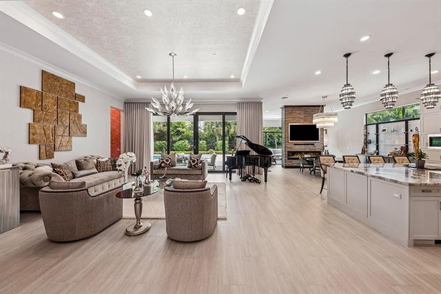 5 of 40 - 9228 Coral Isles Cir, Palm Beach Gardens, FL