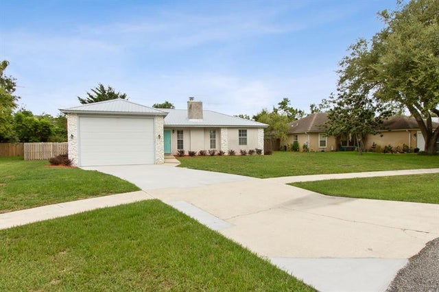 2 of 37 - 124 Captains Point Cir, St. Augustine, FL