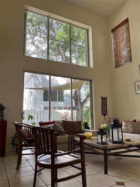3 of 43 - 959 Azure Ln, Weston, FL