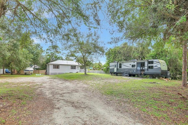 1 of 42 - 9555 Orange Ave, Fort Pierce, FL